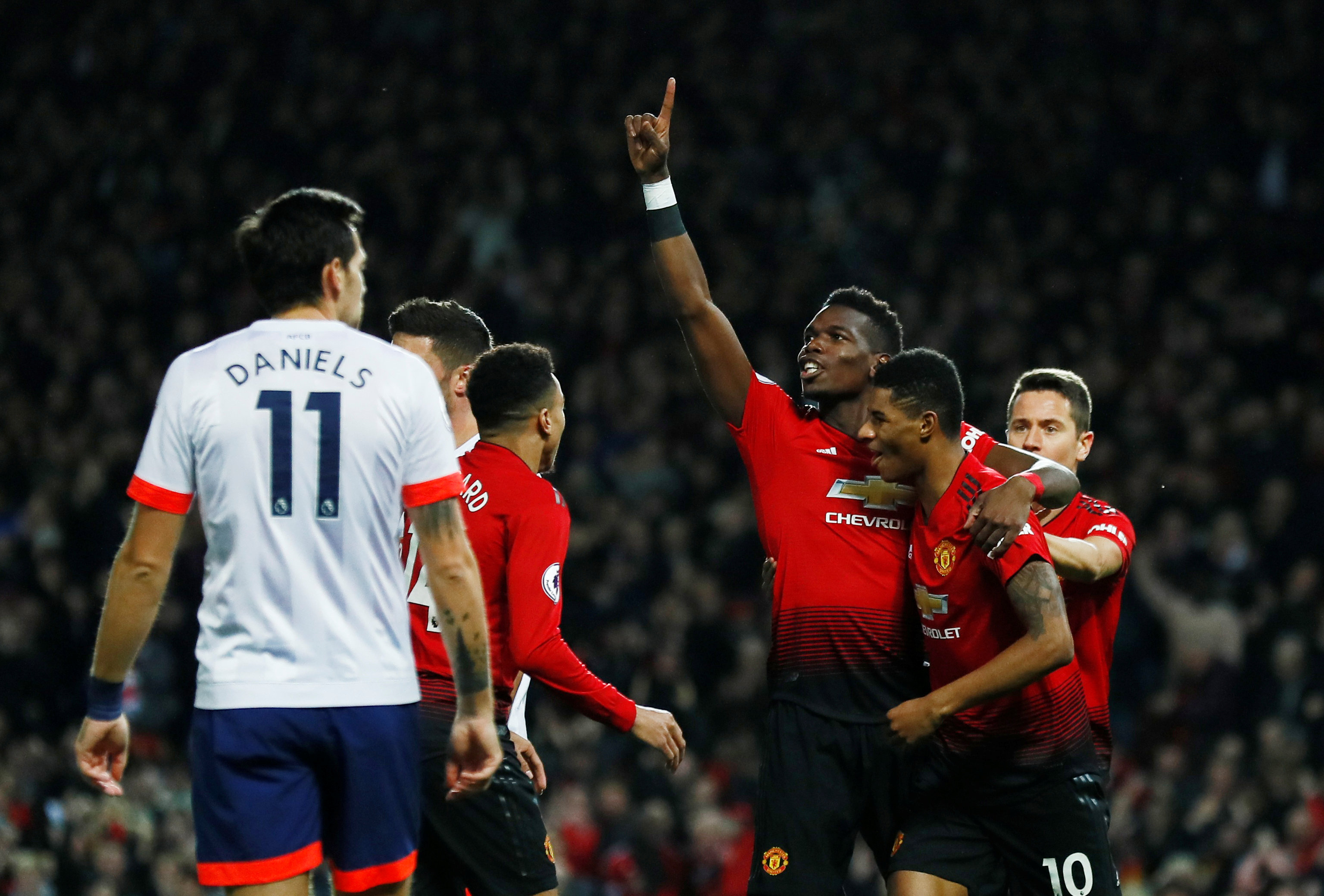 这一消息引 这一消息引