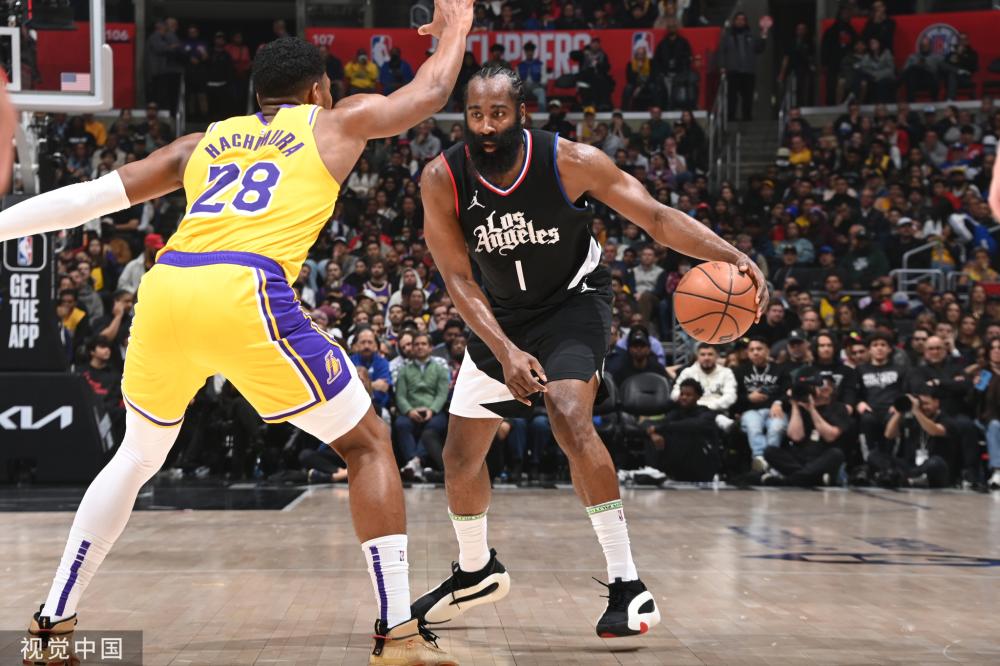 年轻球员提 年轻球员提